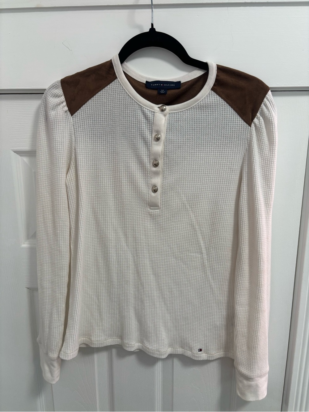 Tommy Hilfiger Women’s Knit Long Sleeve Top – Size Small